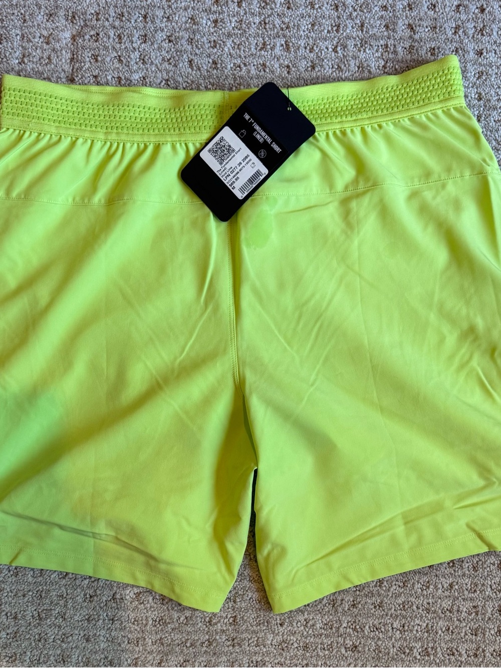 Fabletics Mens Vivid Lime 7” Fundamental Shorts